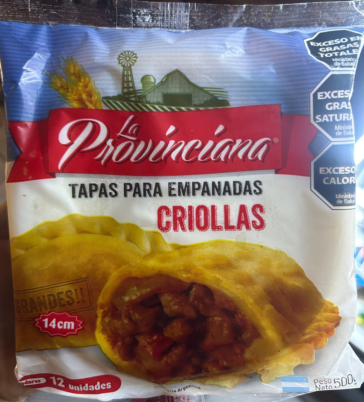 Paquete de tapas para empanadas criollas La Provinciana de 12 unidades